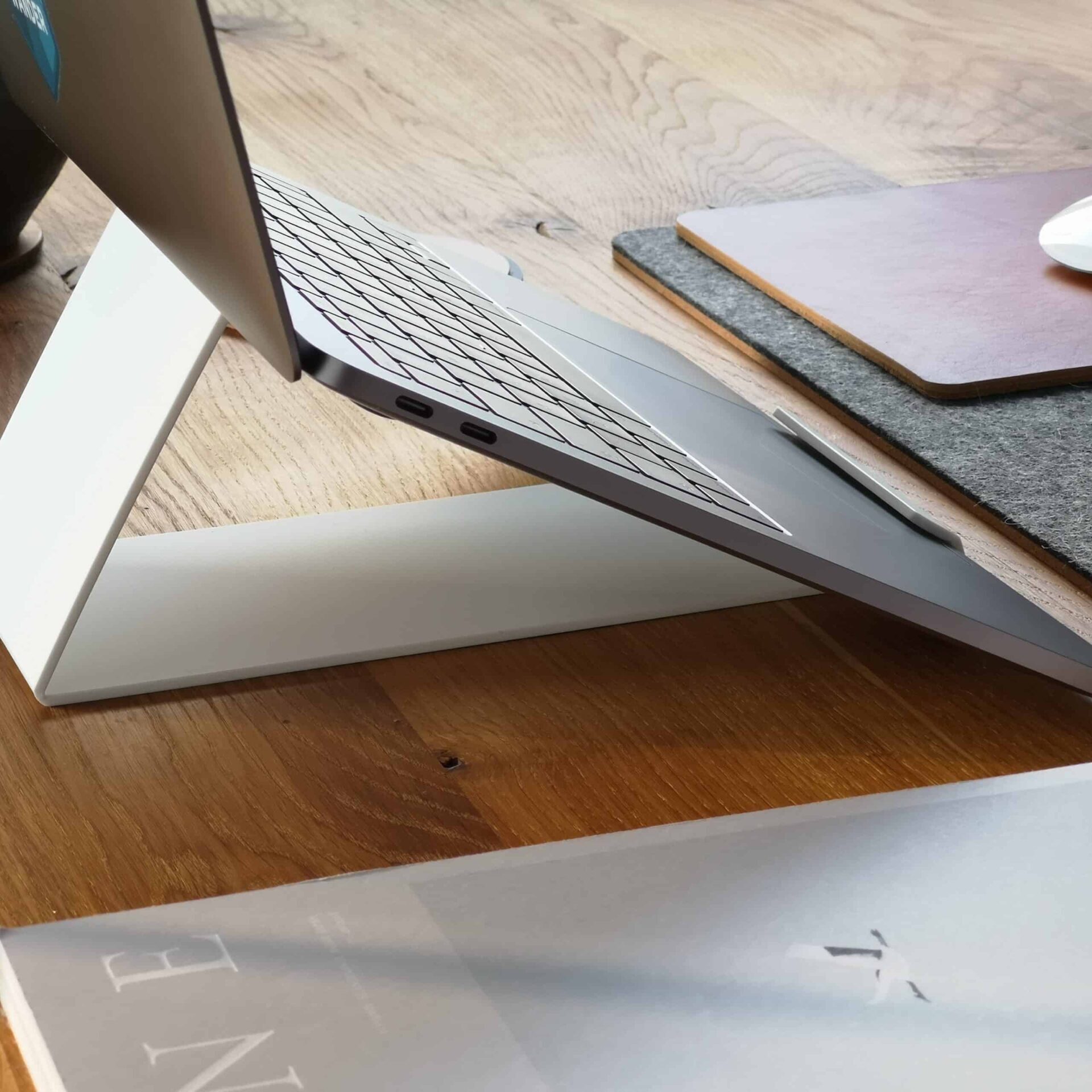 5 Best Portable Laptop Stands to Buy in 2023